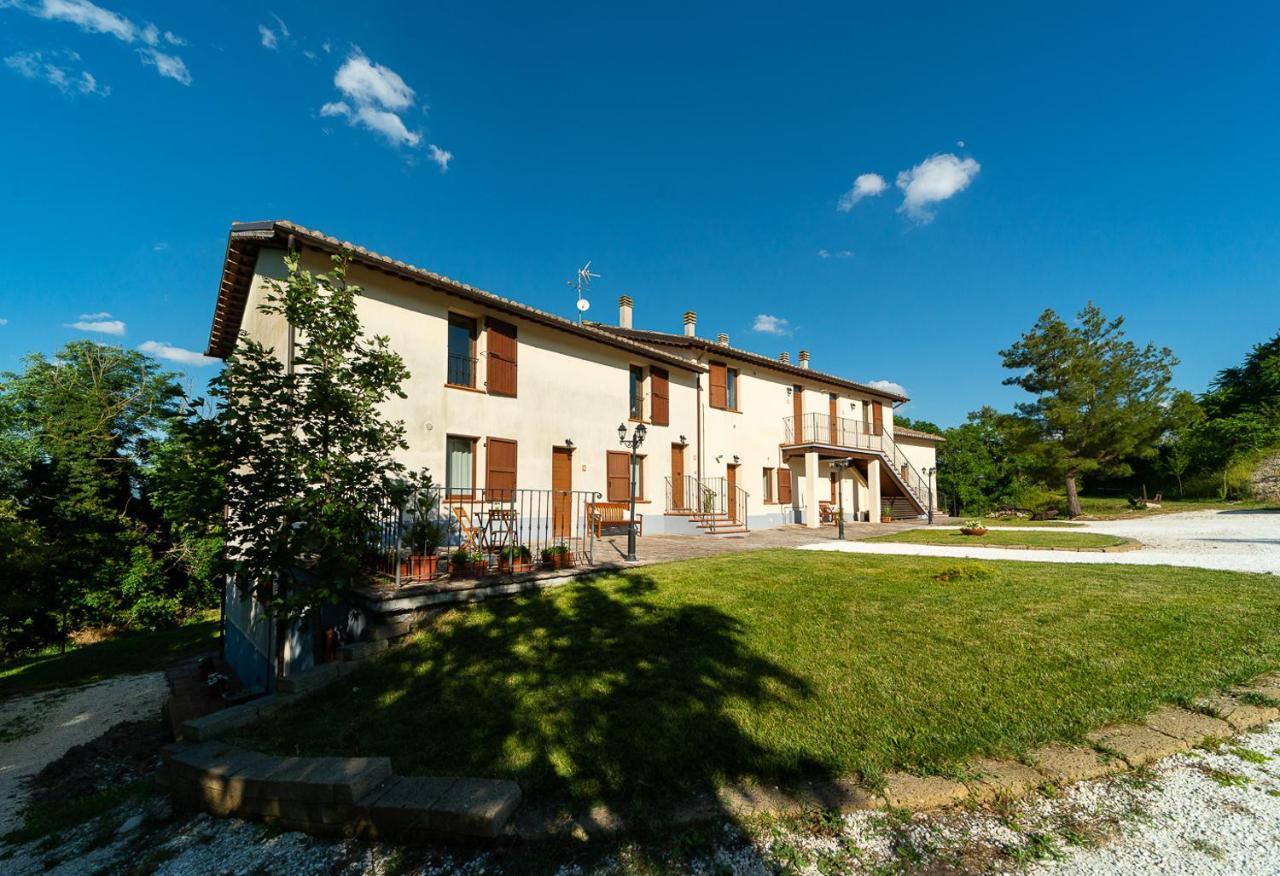 Sassoferrato Agriturismo Podere Coldifico מראה חיצוני תמונה